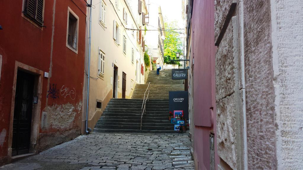 Apartment Asja Old City Center Pula Extérieur photo